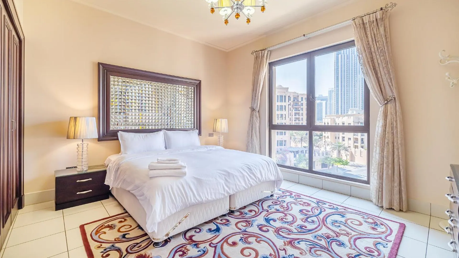 Traditional Home With Full Burj View In The Old Town Dubai Apartment