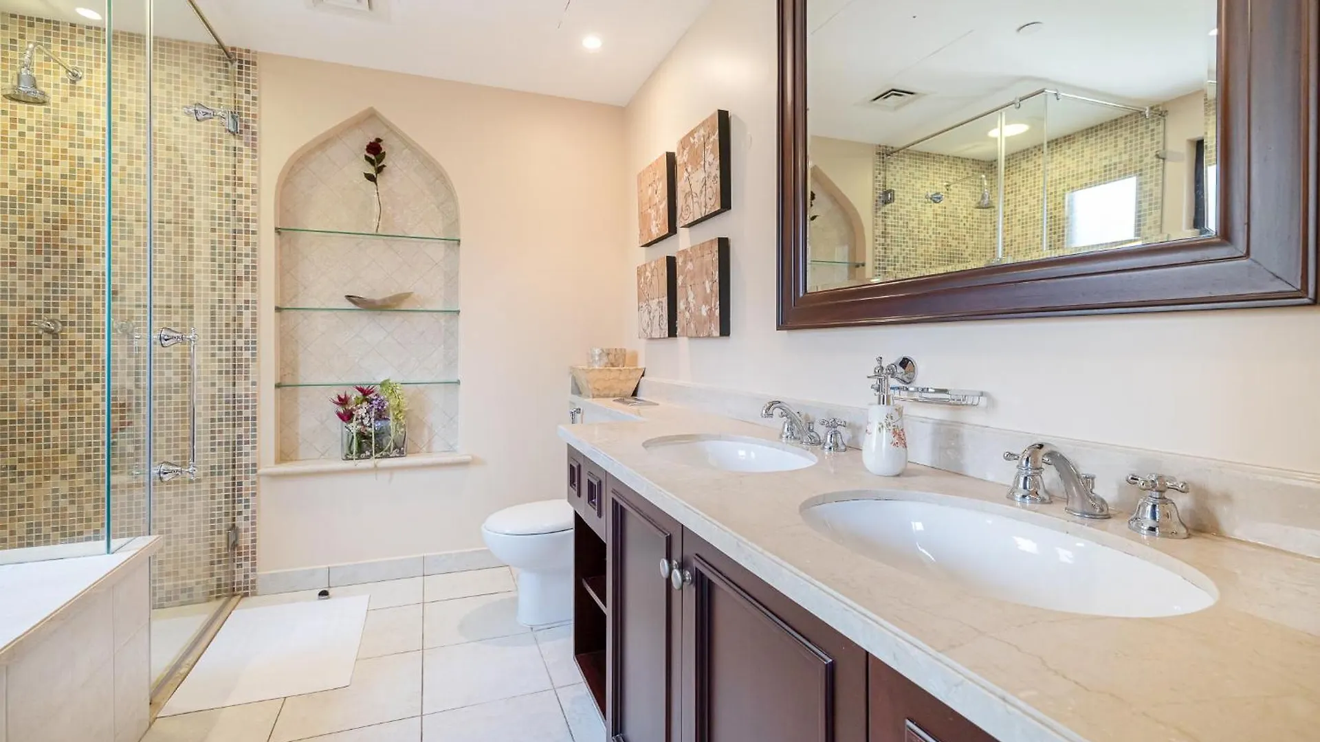 Traditional Home With Full Burj View In The Old Town Dubai Apartment