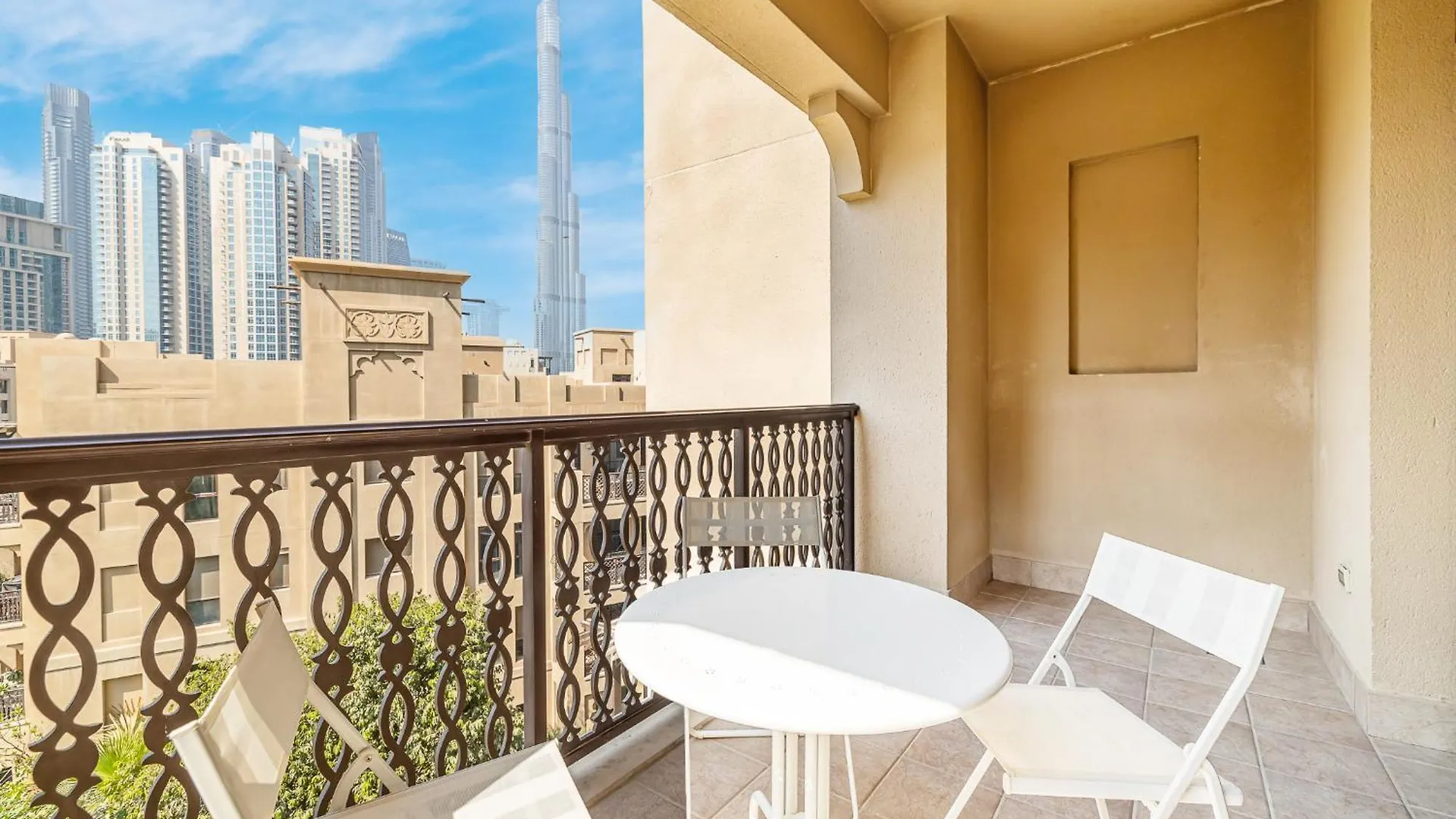 Traditional Home With Full Burj View In The Old Town contacts